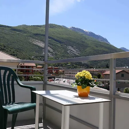 Hotel Villa Clara Torbole Sul Garda Exterior foto