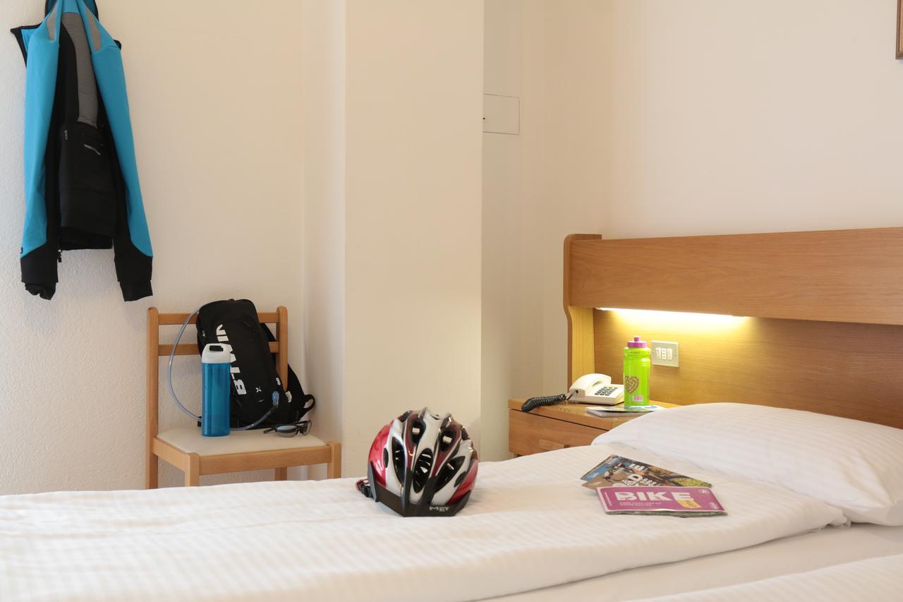 Clara Hotel Torbole Sul Garda
